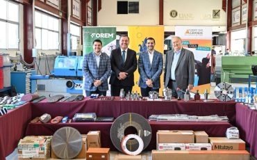 recibe-Preparatoria-Álvaro-Obregón-donativo-de-Grupo-Forem-1